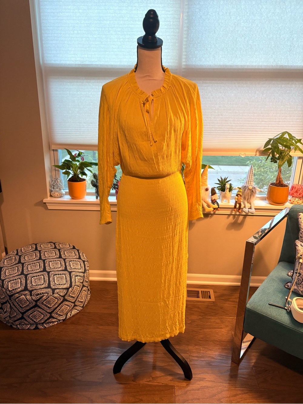 ✨Desigual (NWOT) Bright Yellow Textured Two-Piece Set Size M✨
